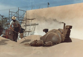 Illustration for article titled Behind-The-Scenes Photos From Making Of Dune Are Delightfully Trippy